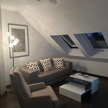 2-Zimmer-Ferienwohnung Mit Hotelservice Und 2 Balkons - Golf, Bike Und Wellness Im Markgraeflerland Бад-Беллінген Екстер'єр фото