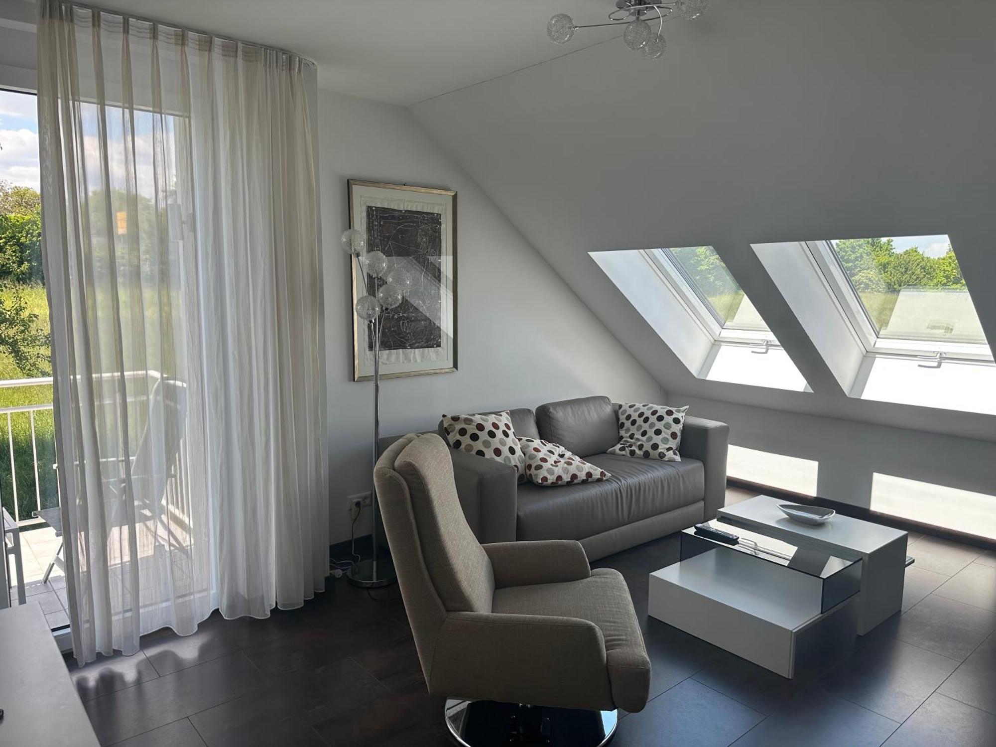 2-Zimmer-Ferienwohnung Mit Hotelservice Und 2 Balkons - Golf, Bike Und Wellness Im Markgraeflerland Бад-Беллінген Екстер'єр фото